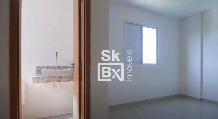 Apartamento à venda com 2 quartos, 68m² - Foto 13