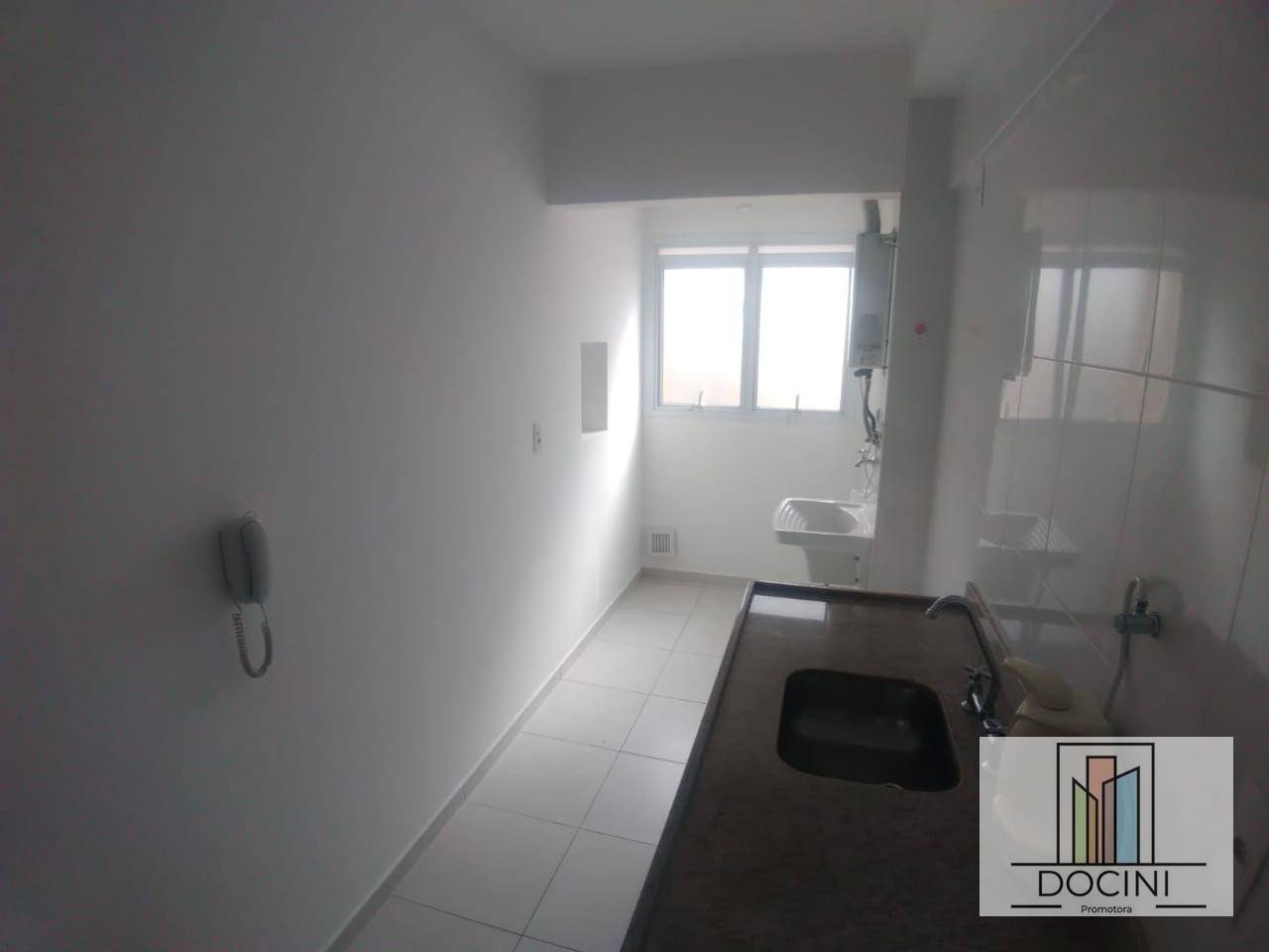 Apartamento à venda com 2 quartos, 70m² - Foto 12