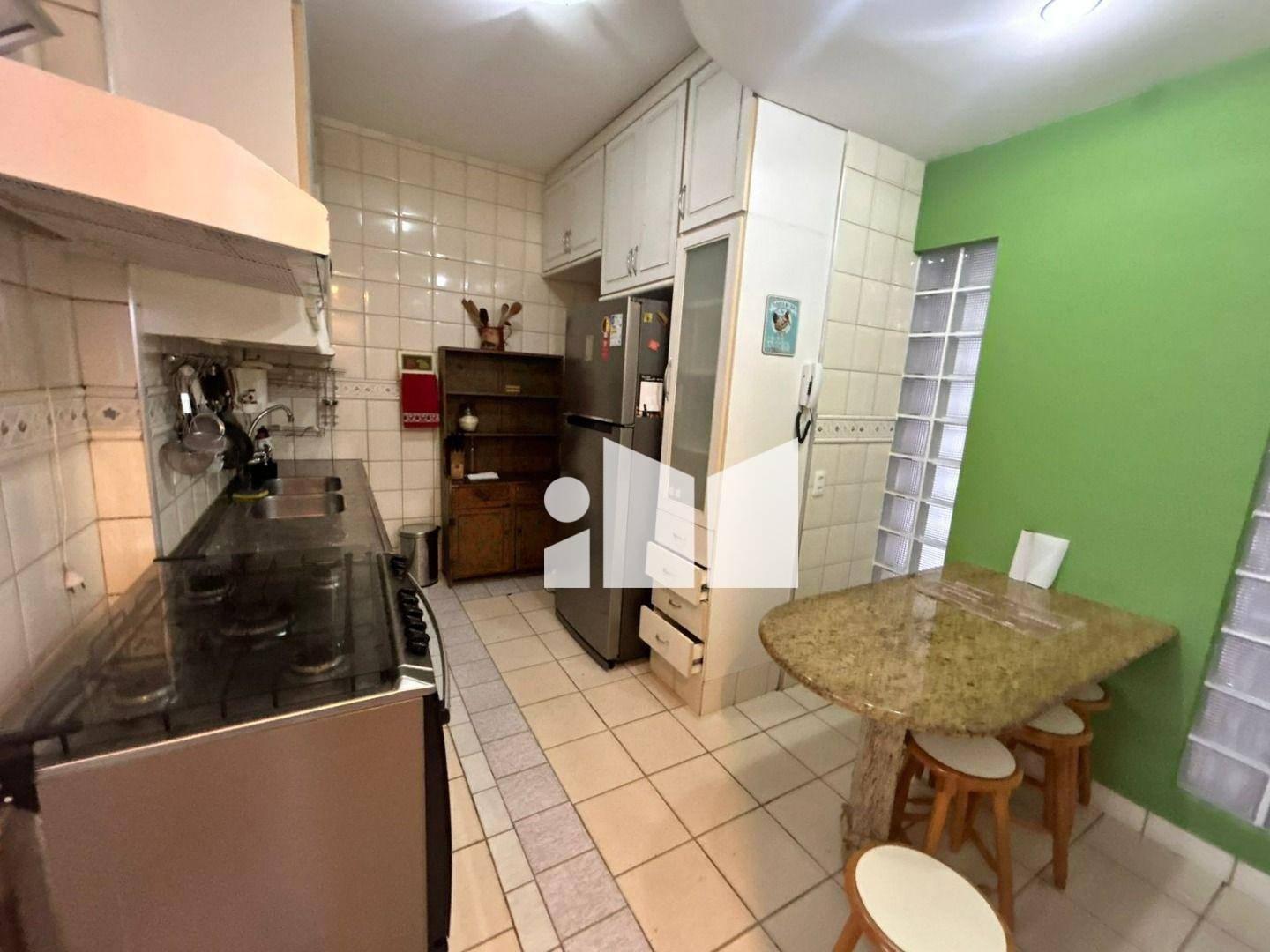 Apartamento à venda com 3 quartos, 142m² - Foto 15