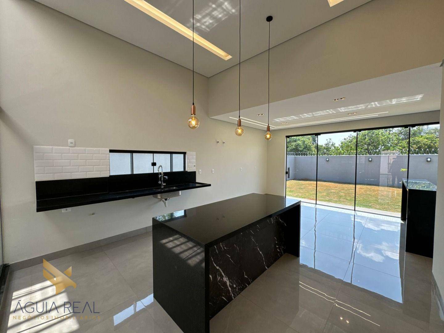 Casa à venda com 3 quartos, 150m² - Foto 9