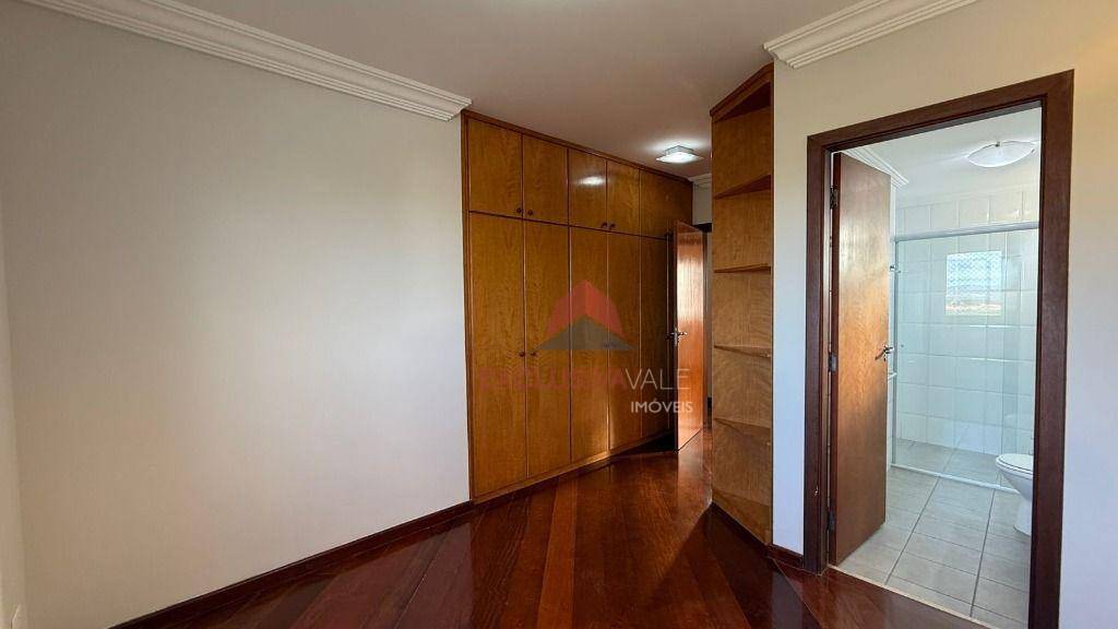 Apartamento para alugar com 4 quartos, 127m² - Foto 17