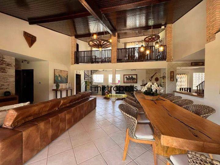 Chácara, 8 quartos, 3000 m² - Foto 2