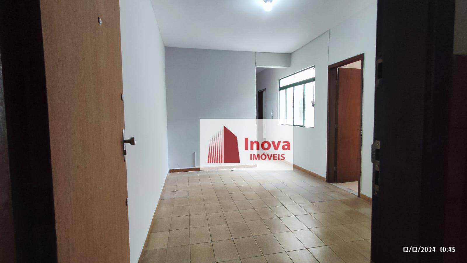 Apartamento à venda com 2 quartos, 80m² - Foto 4