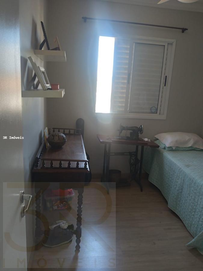 Apartamento à venda com 3 quartos, 105m² - Foto 5