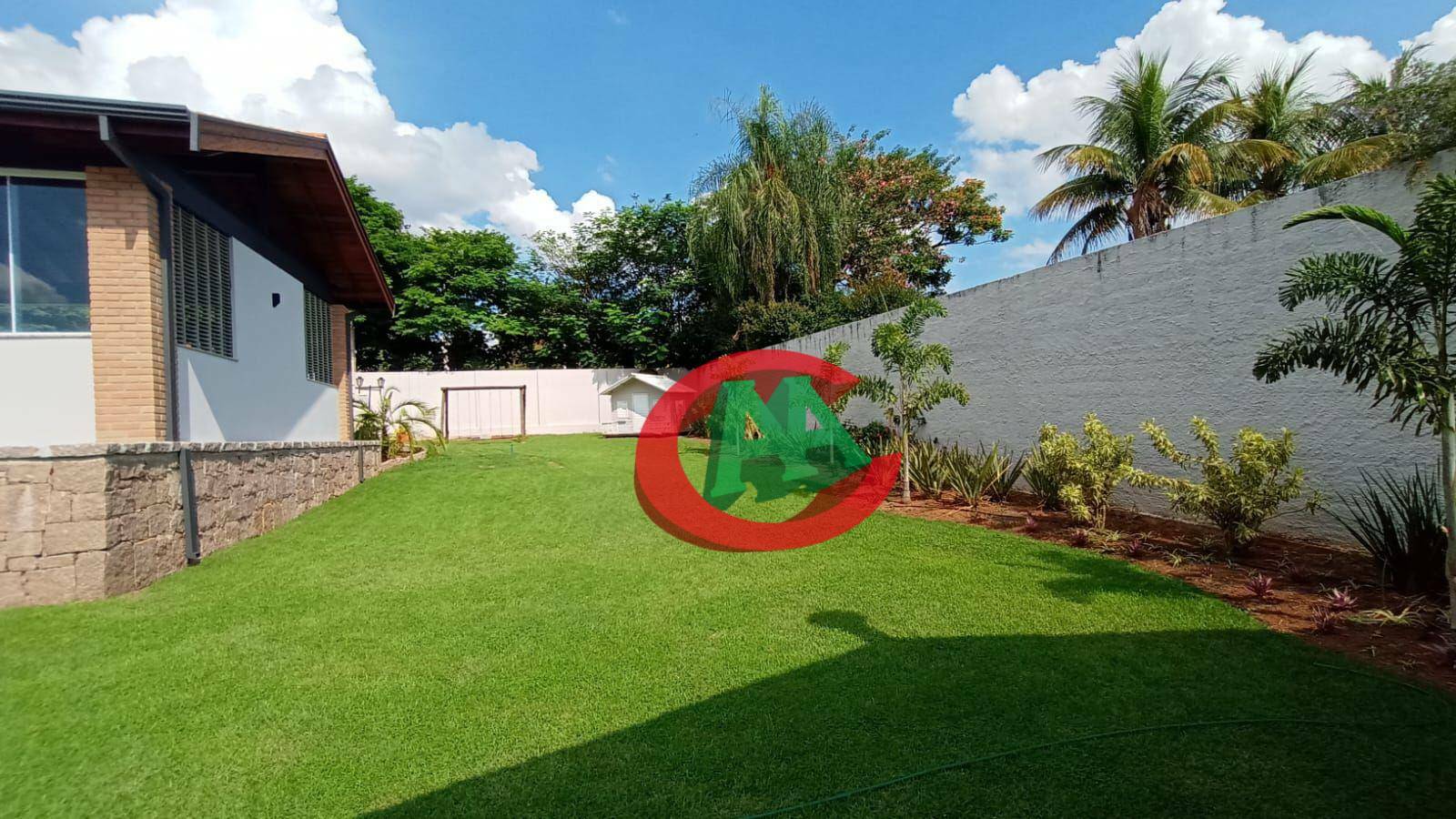 Chácara à venda com 5 quartos, 490m² - Foto 13