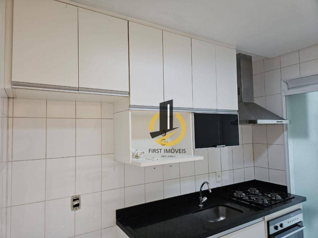 Apartamento para alugar com 2 quartos, 72m² - Foto 1