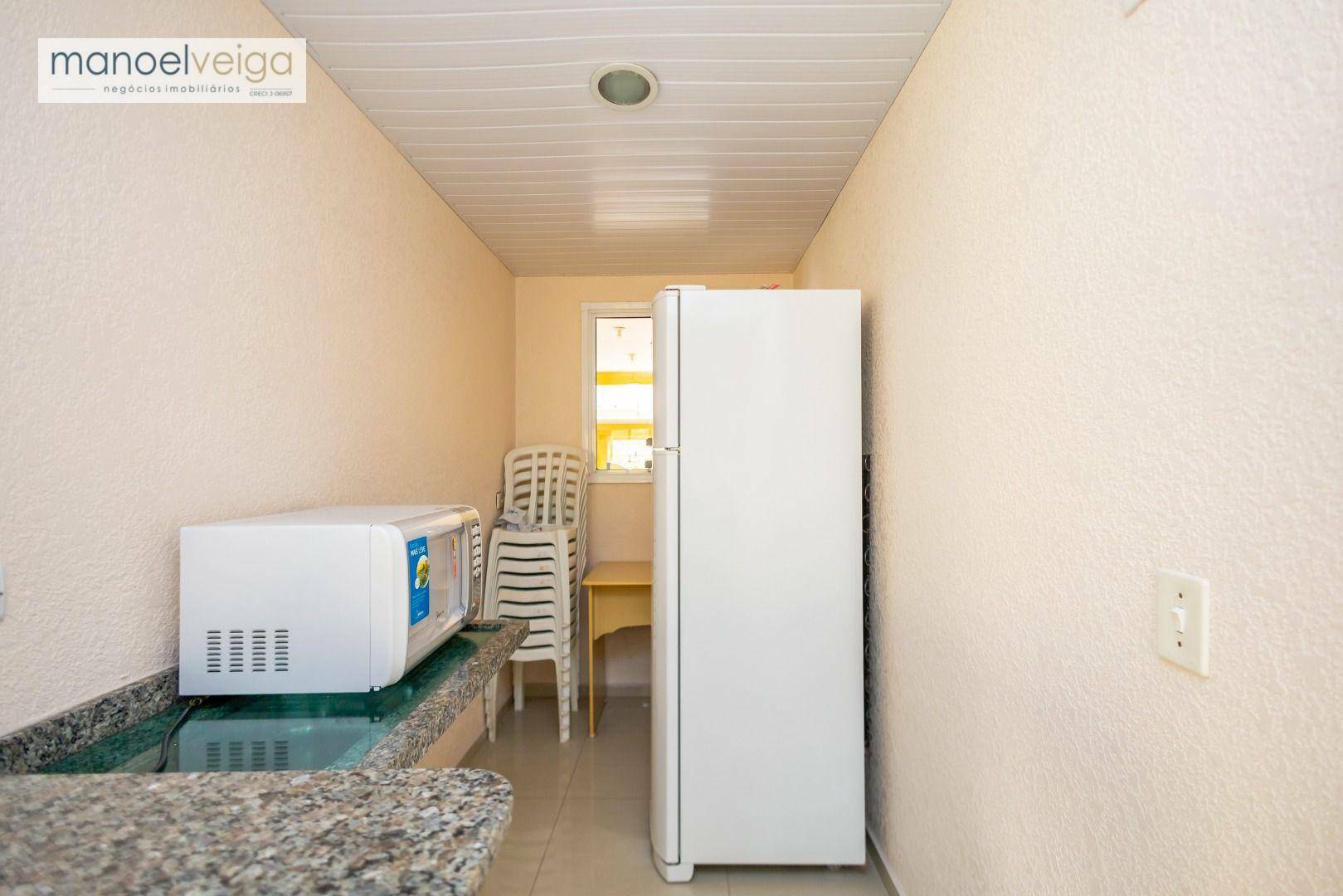 Apartamento para alugar com 2 quartos, 52m² - Foto 40