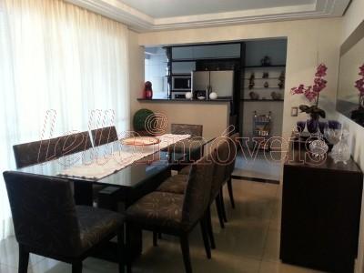 Apartamento para alugar com 3 quartos, 143m² - Foto 10