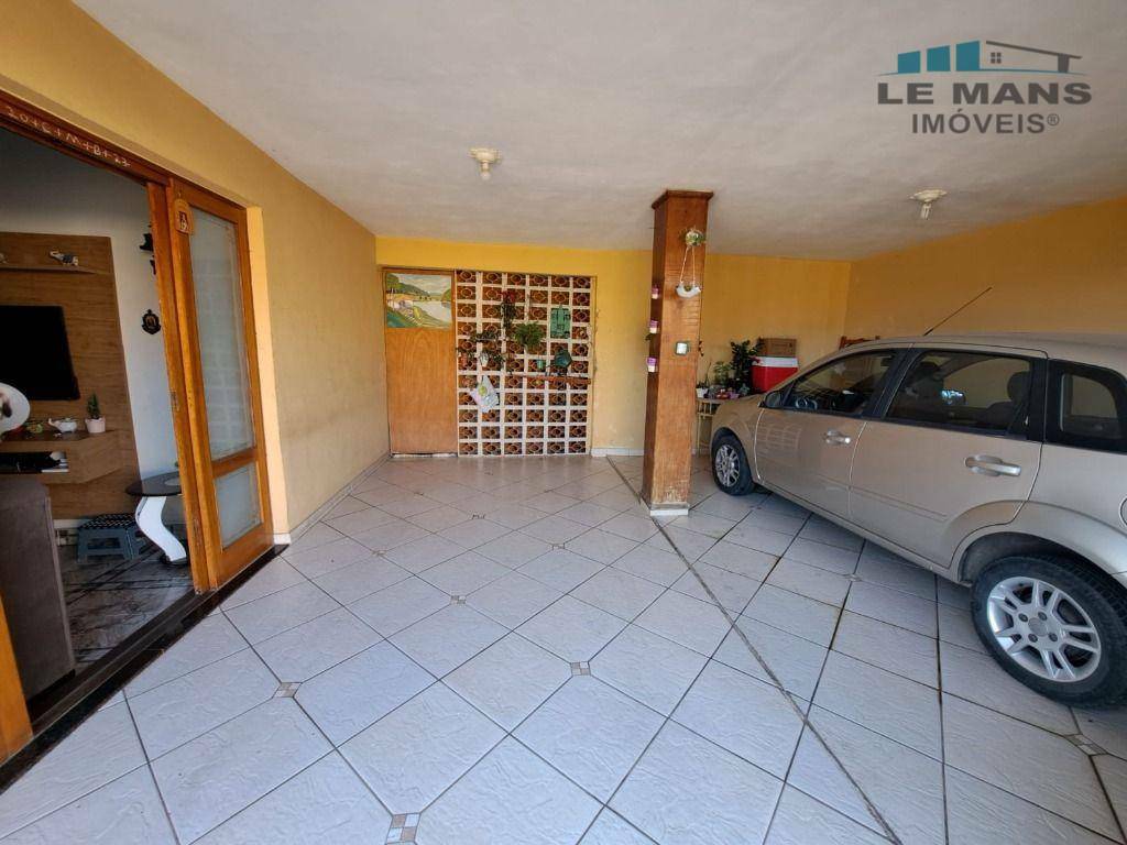 Casa à venda com 4 quartos, 154m² - Foto 2