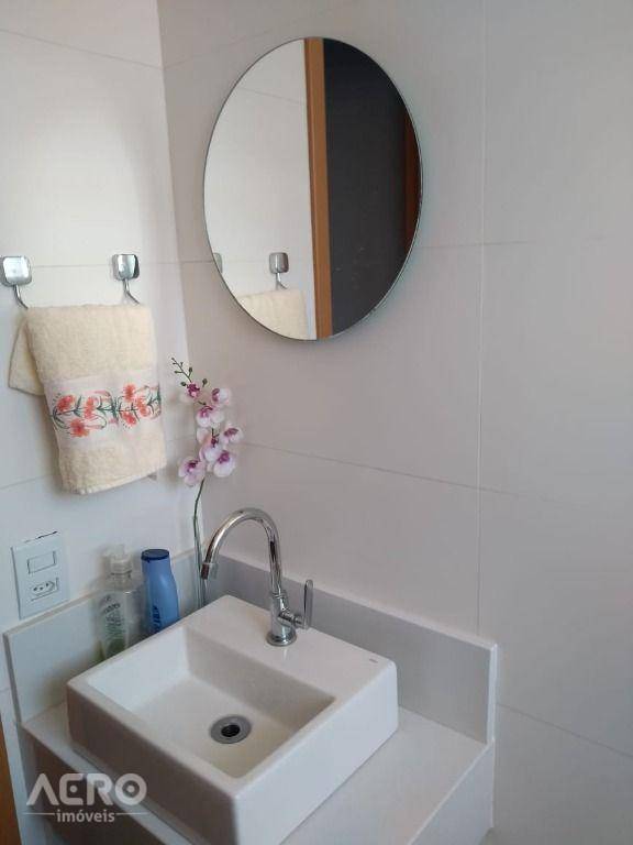 Apartamento à venda com 2 quartos, 42m² - Foto 12