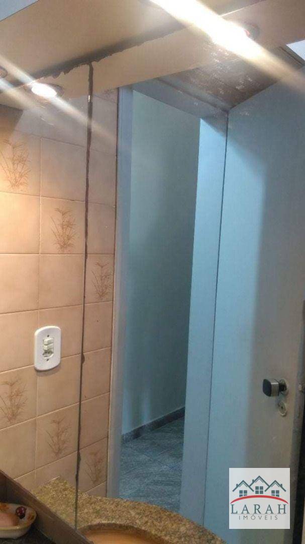 Apartamento à venda com 2 quartos, 69m² - Foto 29