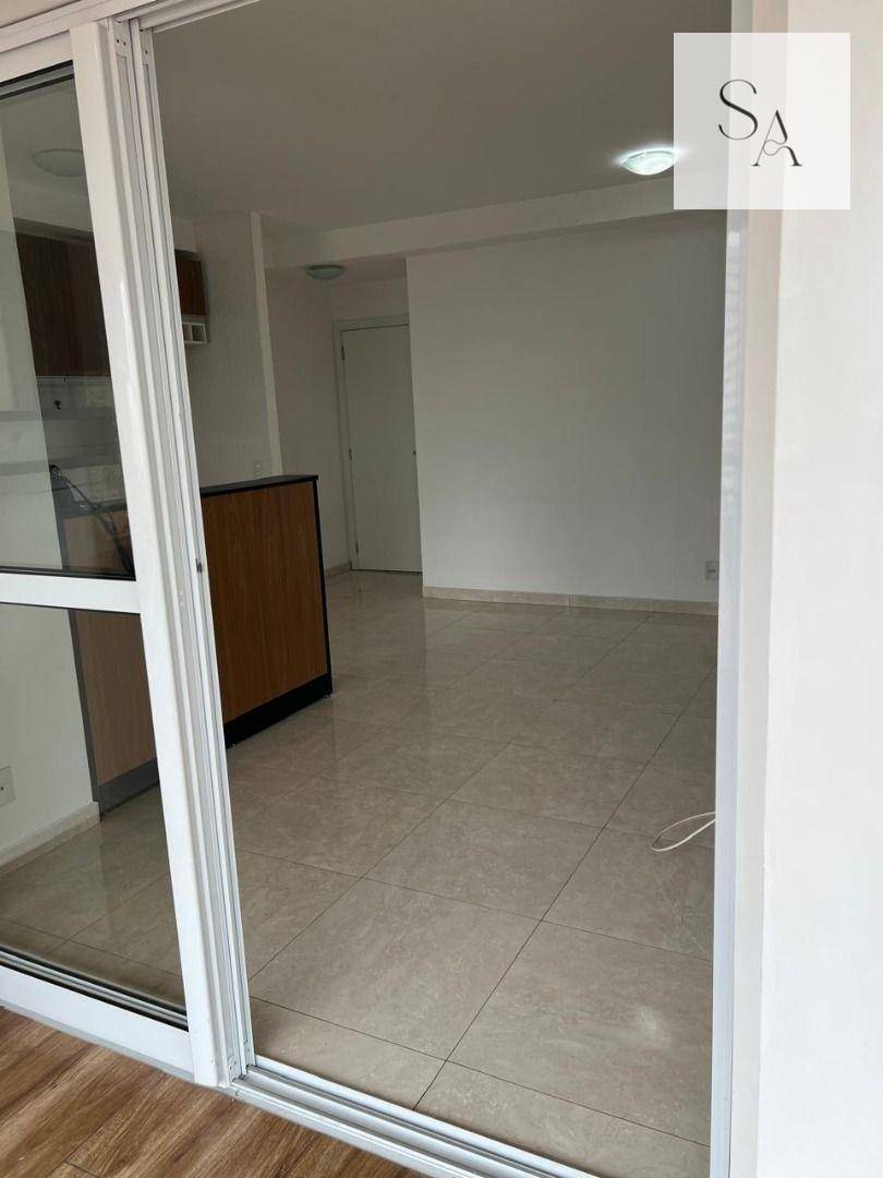 Apartamento à venda com 2 quartos, 70m² - Foto 8