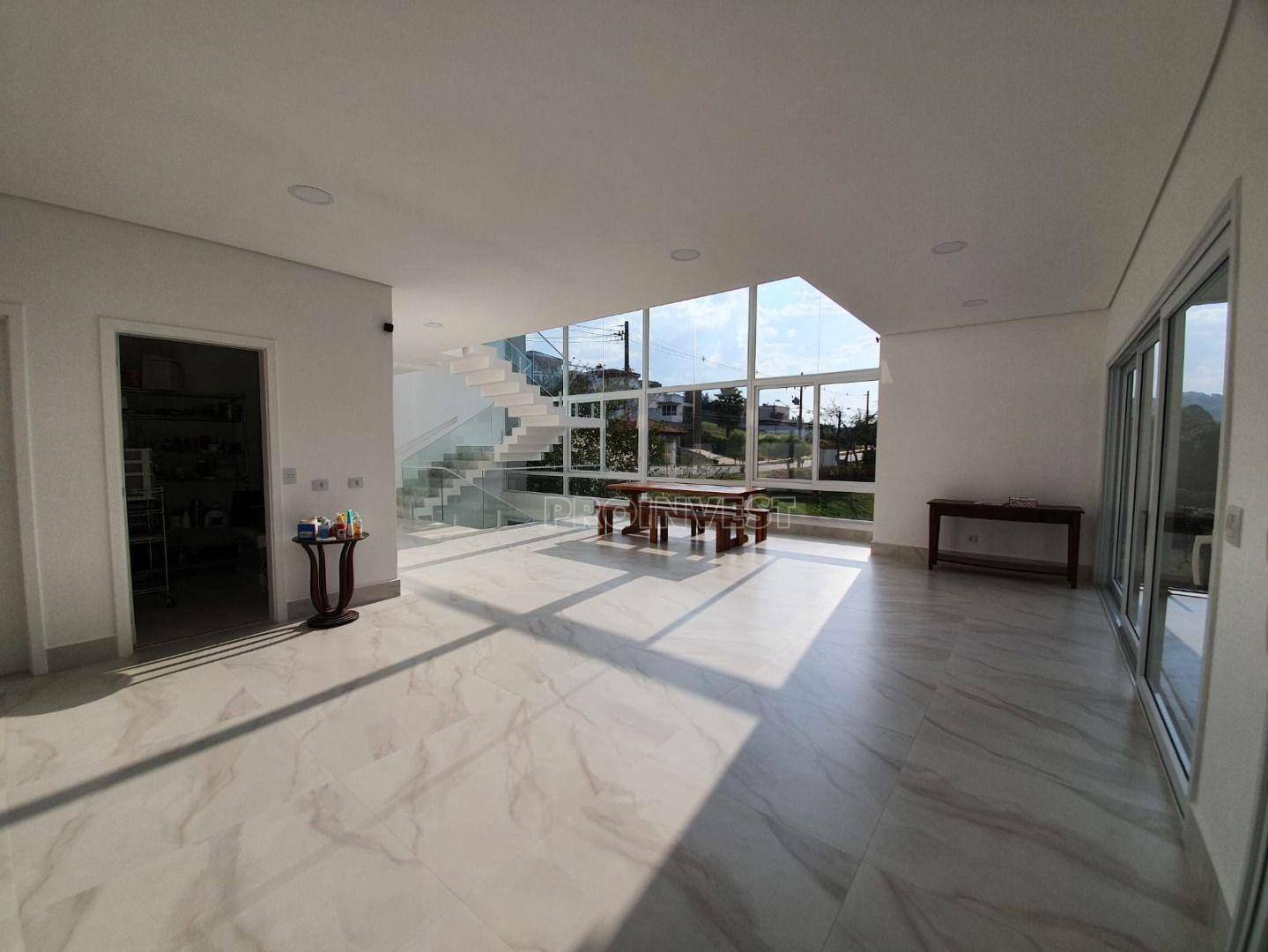 Casa de Condomínio à venda com 6 quartos, 547m² - Foto 4