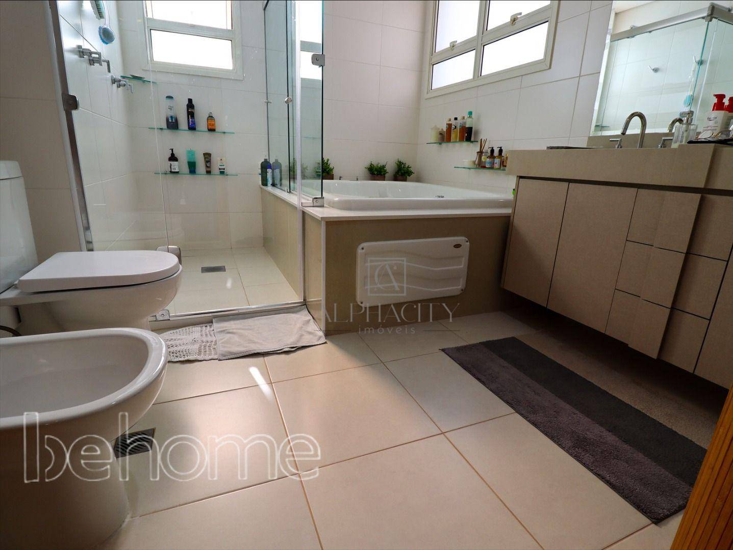 Apartamento à venda com 4 quartos, 224m² - Foto 19