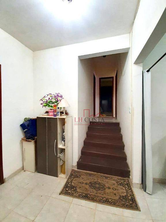 Casa de Condomínio à venda com 3 quartos, 180m² - Foto 10