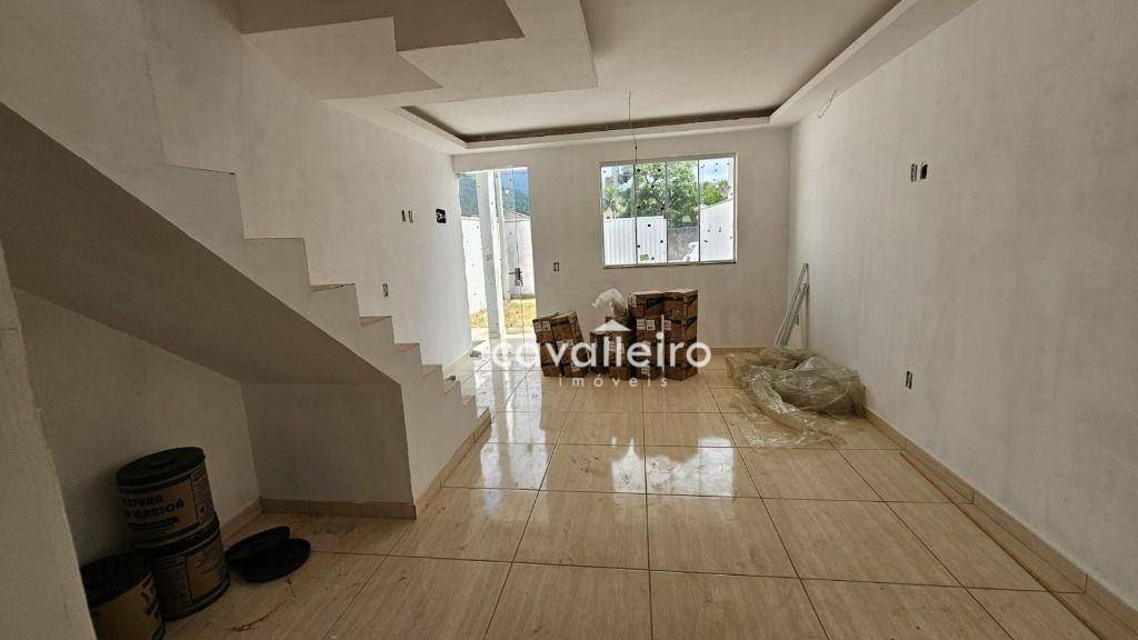 Casa à venda com 2 quartos, 115m² - Foto 3