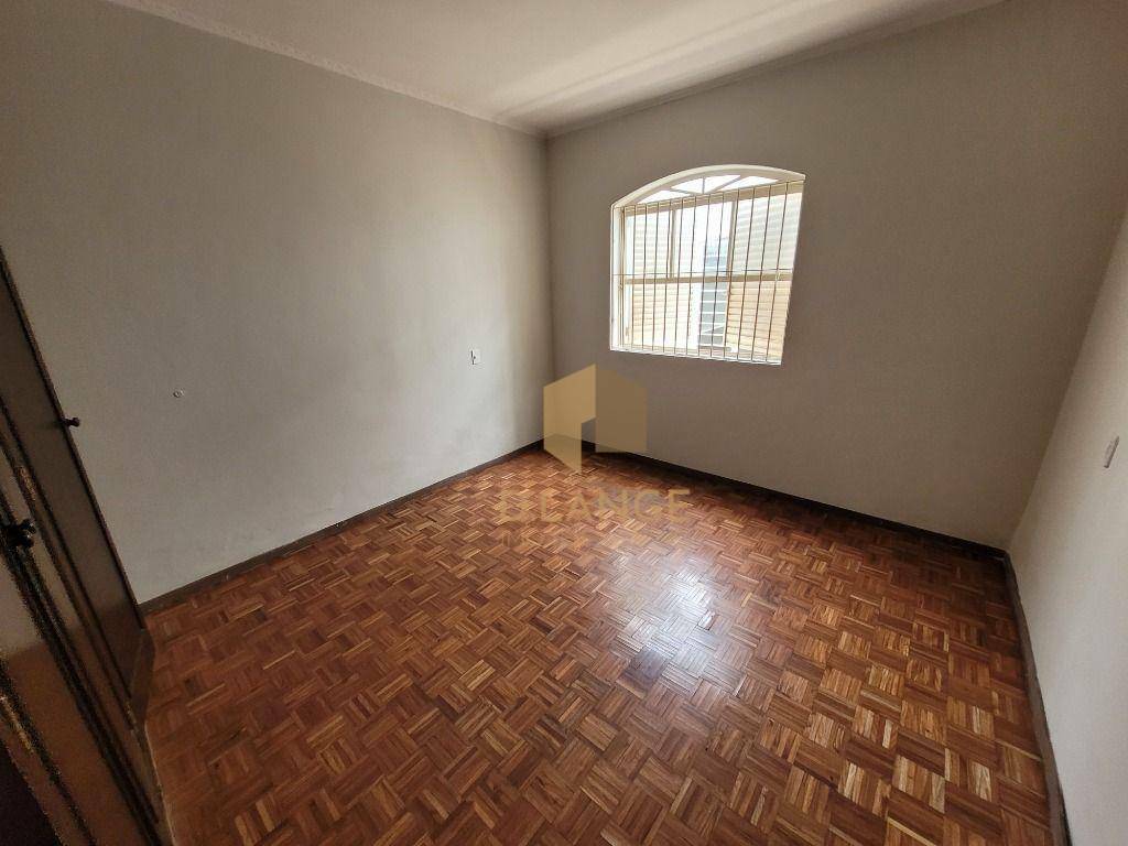 Casa à venda com 3 quartos, 235m² - Foto 20