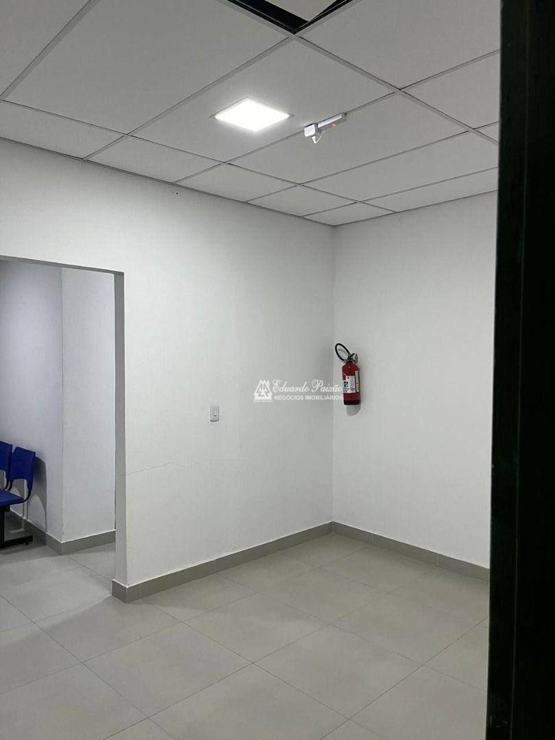 Sobrado à venda e aluguel com 3 quartos, 500m² - Foto 9