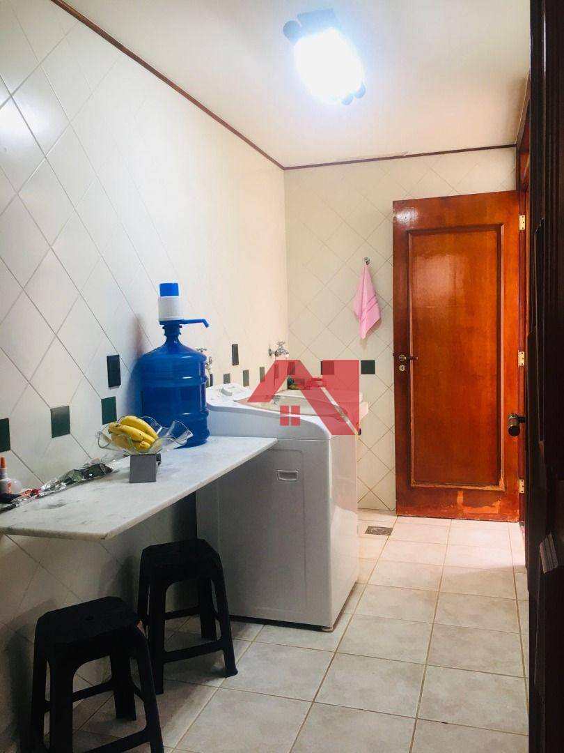 Sobrado à venda com 3 quartos, 274m² - Foto 39