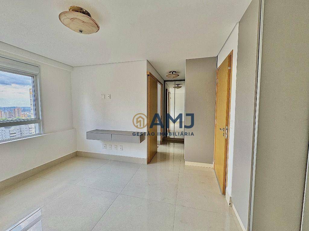 Apartamento à venda com 3 quartos, 156m² - Foto 10