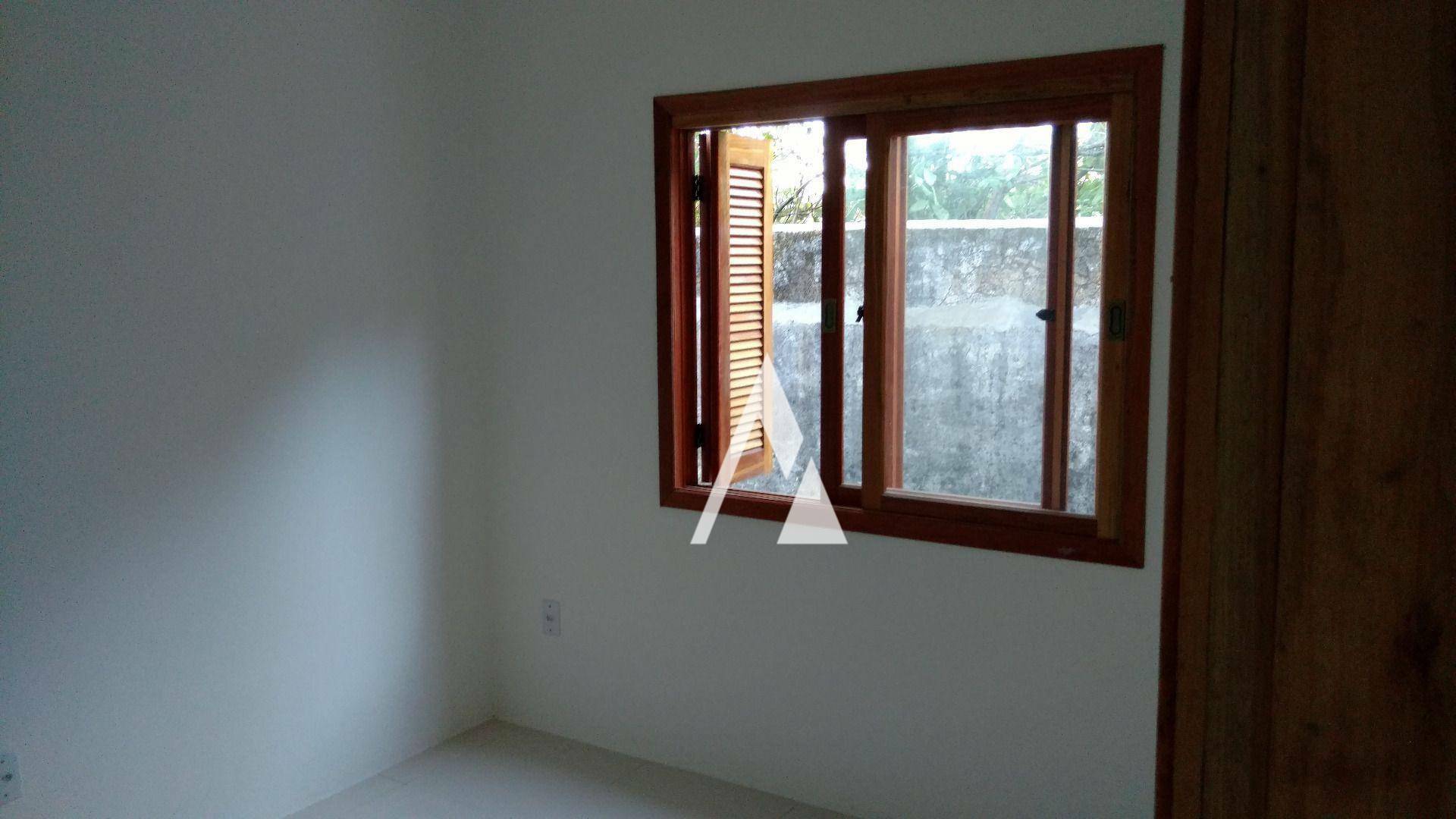 Casa à venda com 2 quartos, 56m² - Foto 26