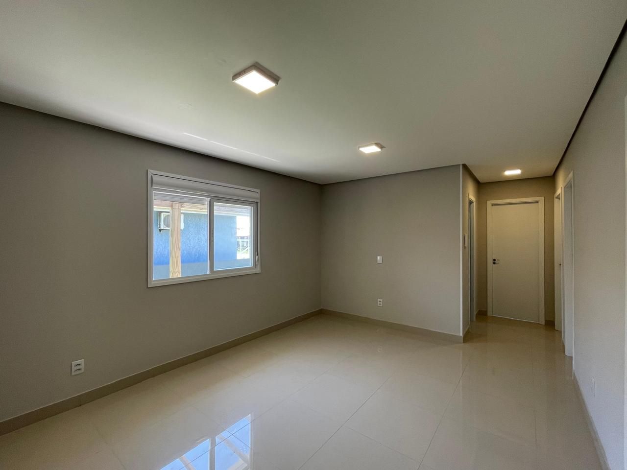 Casa à venda com 4 quartos, 154m² - Foto 15