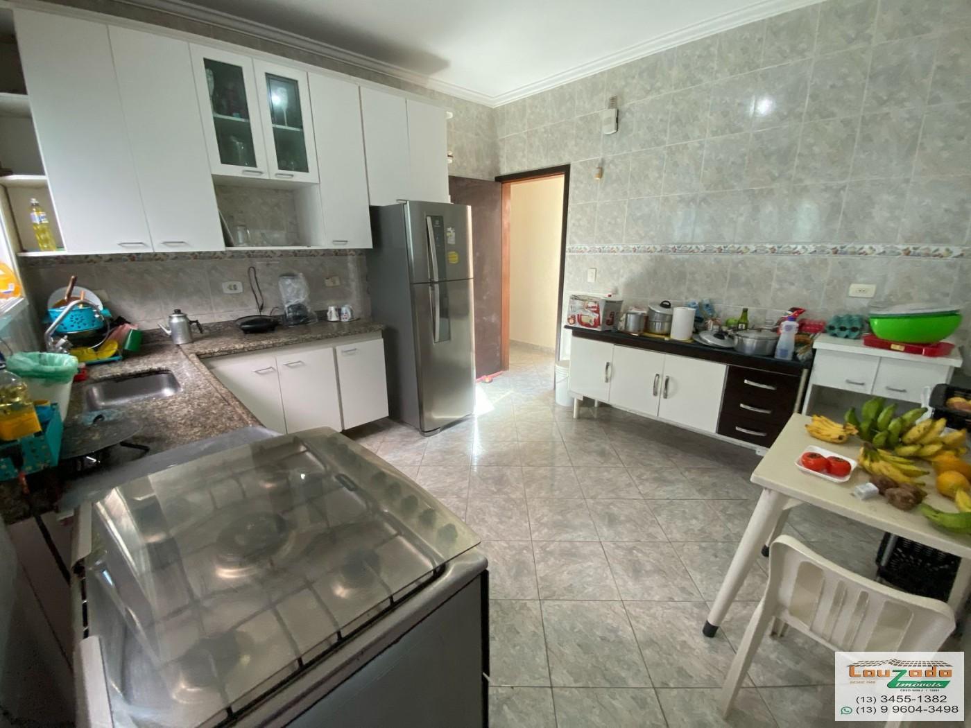 Casa à venda com 3 quartos, 298m² - Foto 16