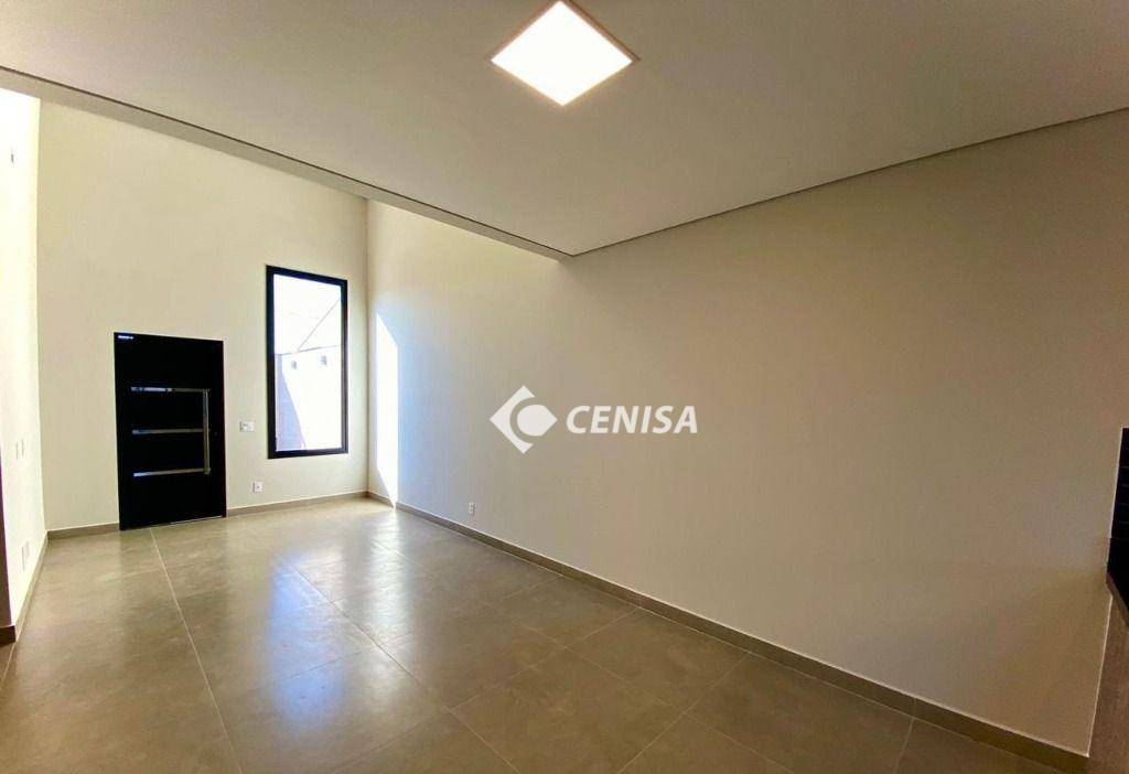 Casa à venda com 3 quartos, 93m² - Foto 4