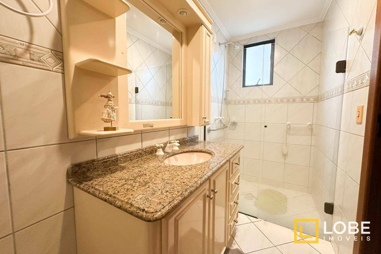 Apartamento à venda com 3 quartos, 155m² - Foto 16