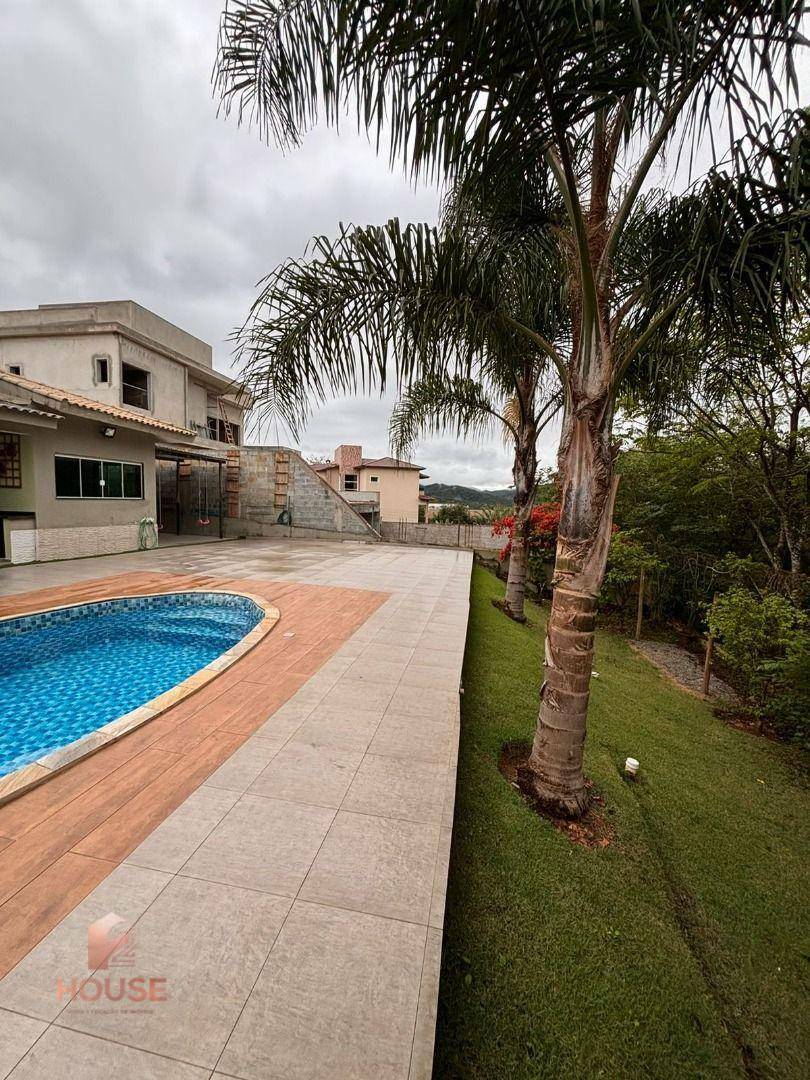 Casa de Condomínio à venda com 4 quartos, 350m² - Foto 20