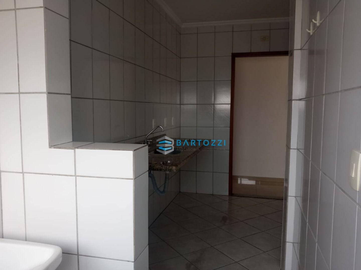 Apartamento à venda com 2 quartos, 70m² - Foto 26