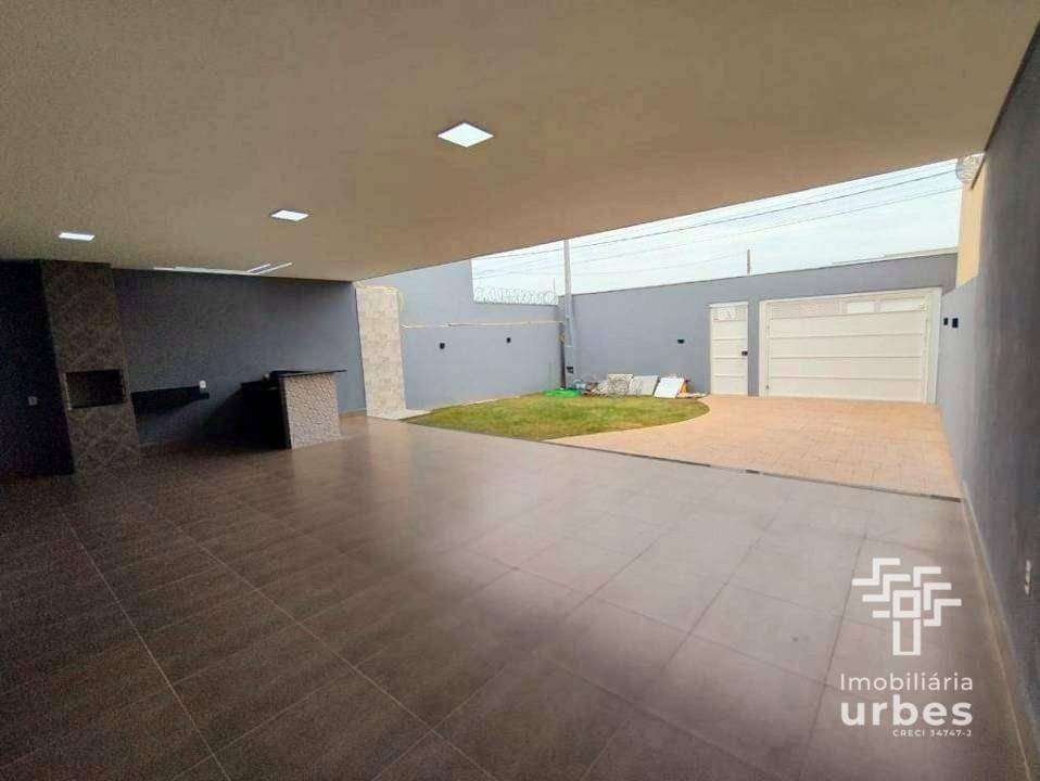 Casa à venda com 3 quartos, 150m² - Foto 3