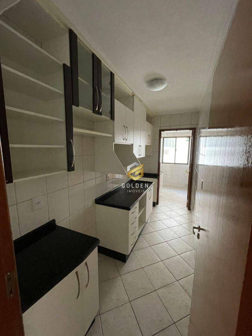 Apartamento à venda com 2 quartos, 90m² - Foto 10