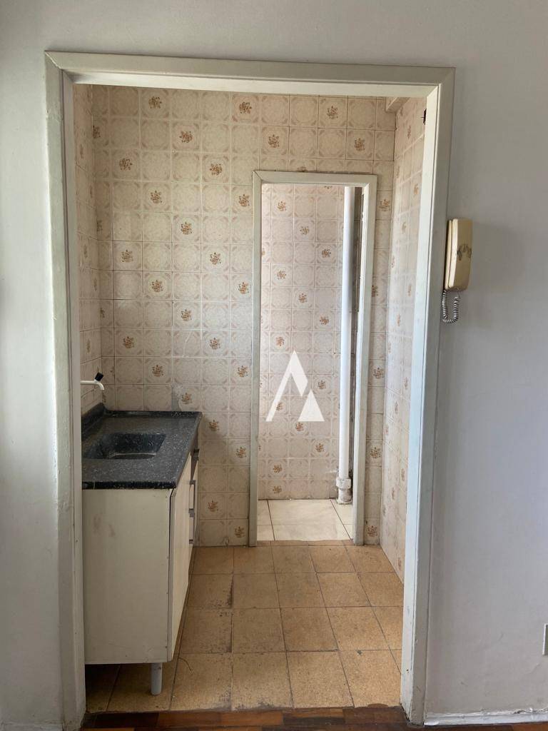 Apartamento à venda com 2 quartos, 39m² - Foto 13