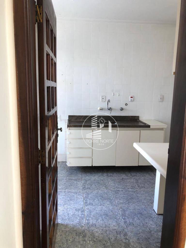 Apartamento à venda com 3 quartos, 100m² - Foto 4