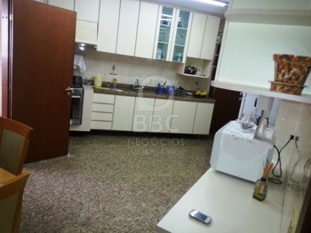 Apartamento à venda com 4 quartos, 205m² - Foto 5