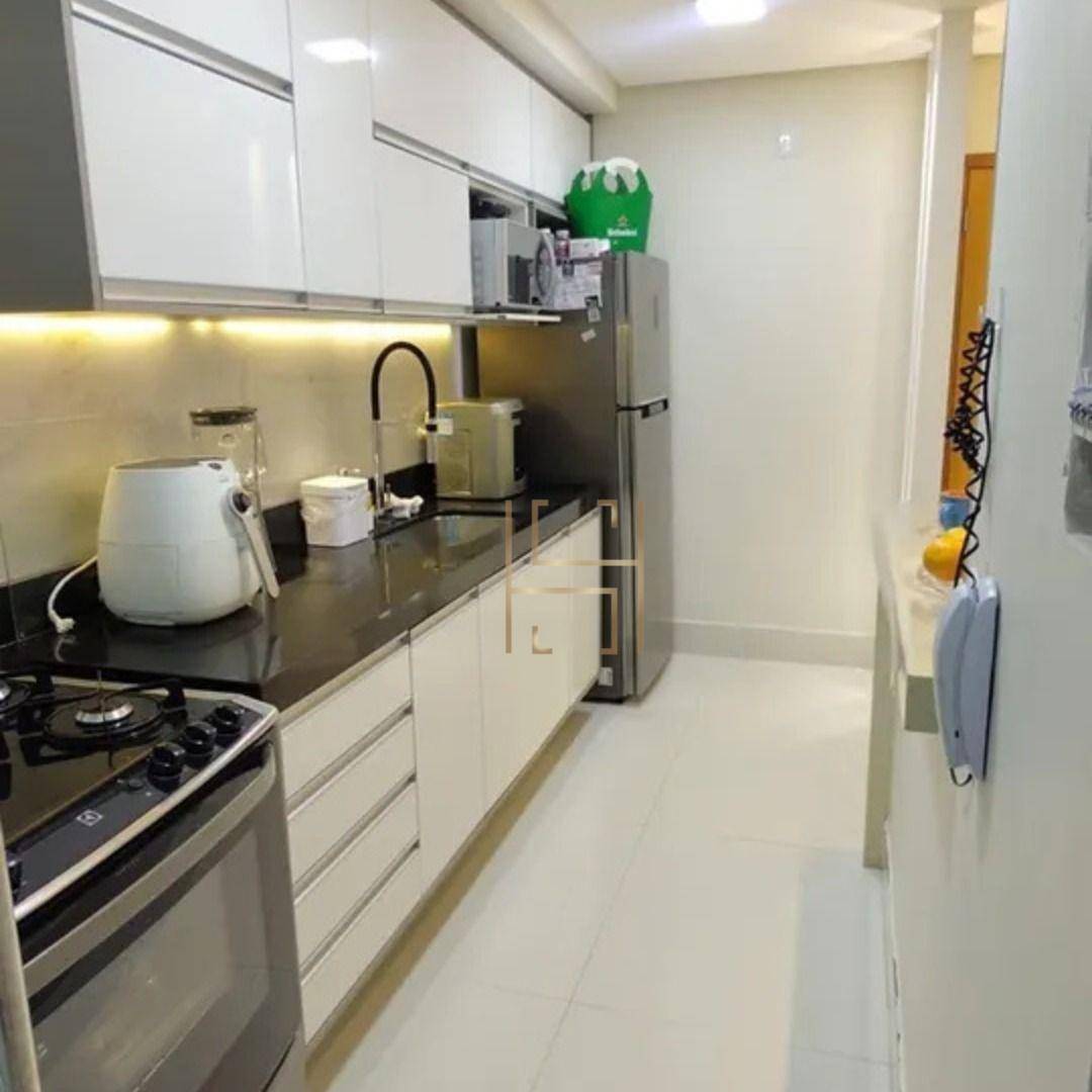 Apartamento à venda com 2 quartos, 1m² - Foto 7