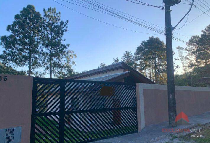 Casa à venda com 3 quartos, 160m² - Foto 1