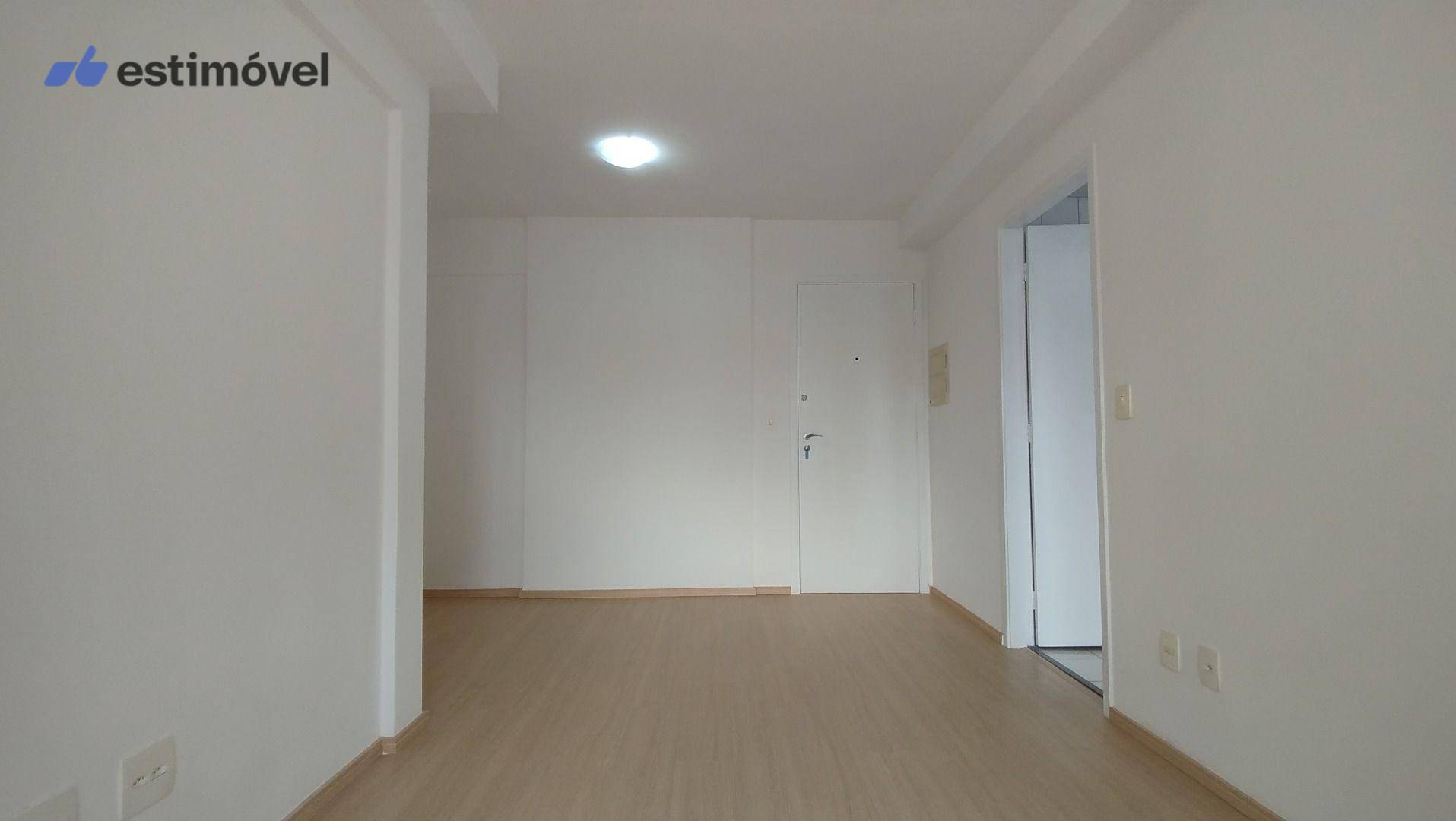 Apartamento para alugar com 2 quartos, 61m² - Foto 3