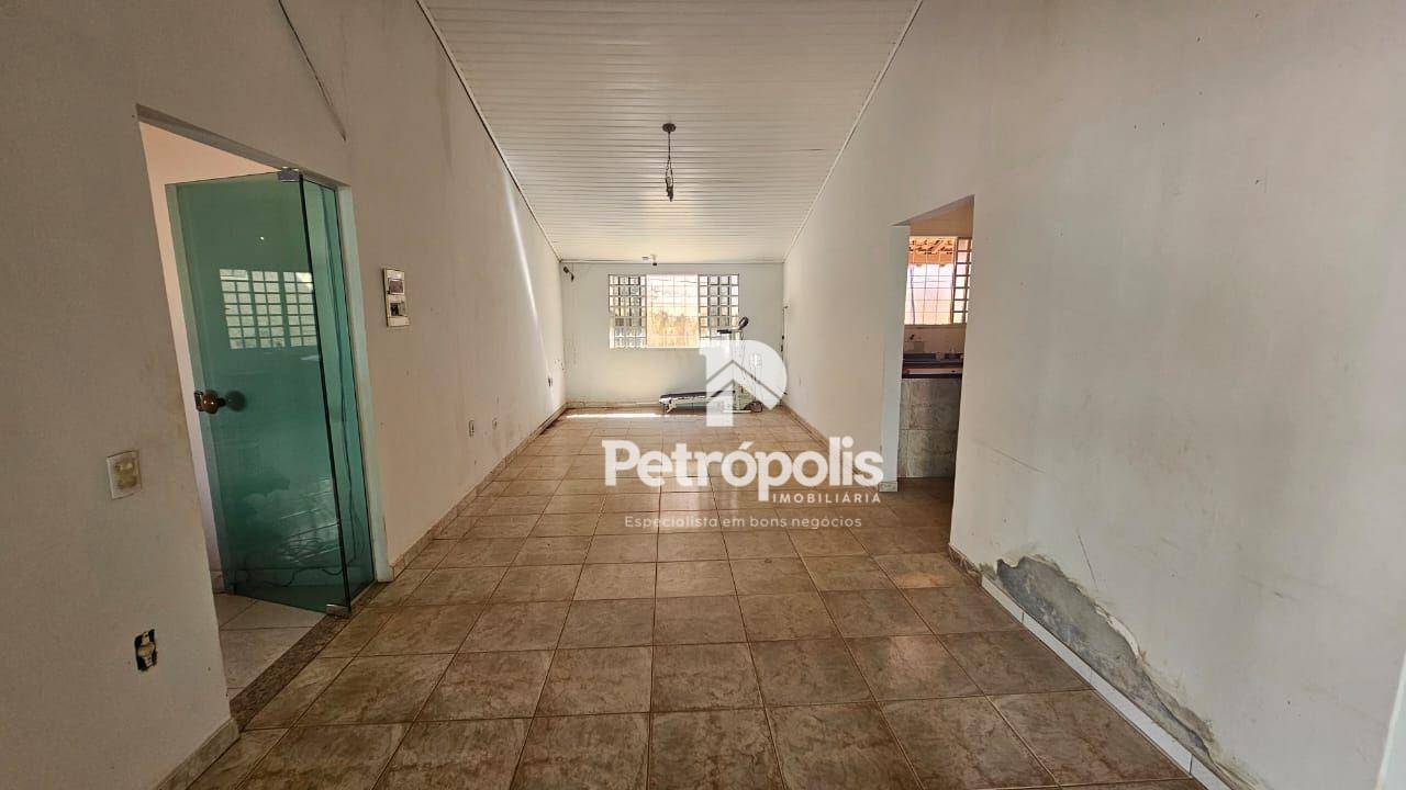 Casa à venda com 5 quartos, 350m² - Foto 3