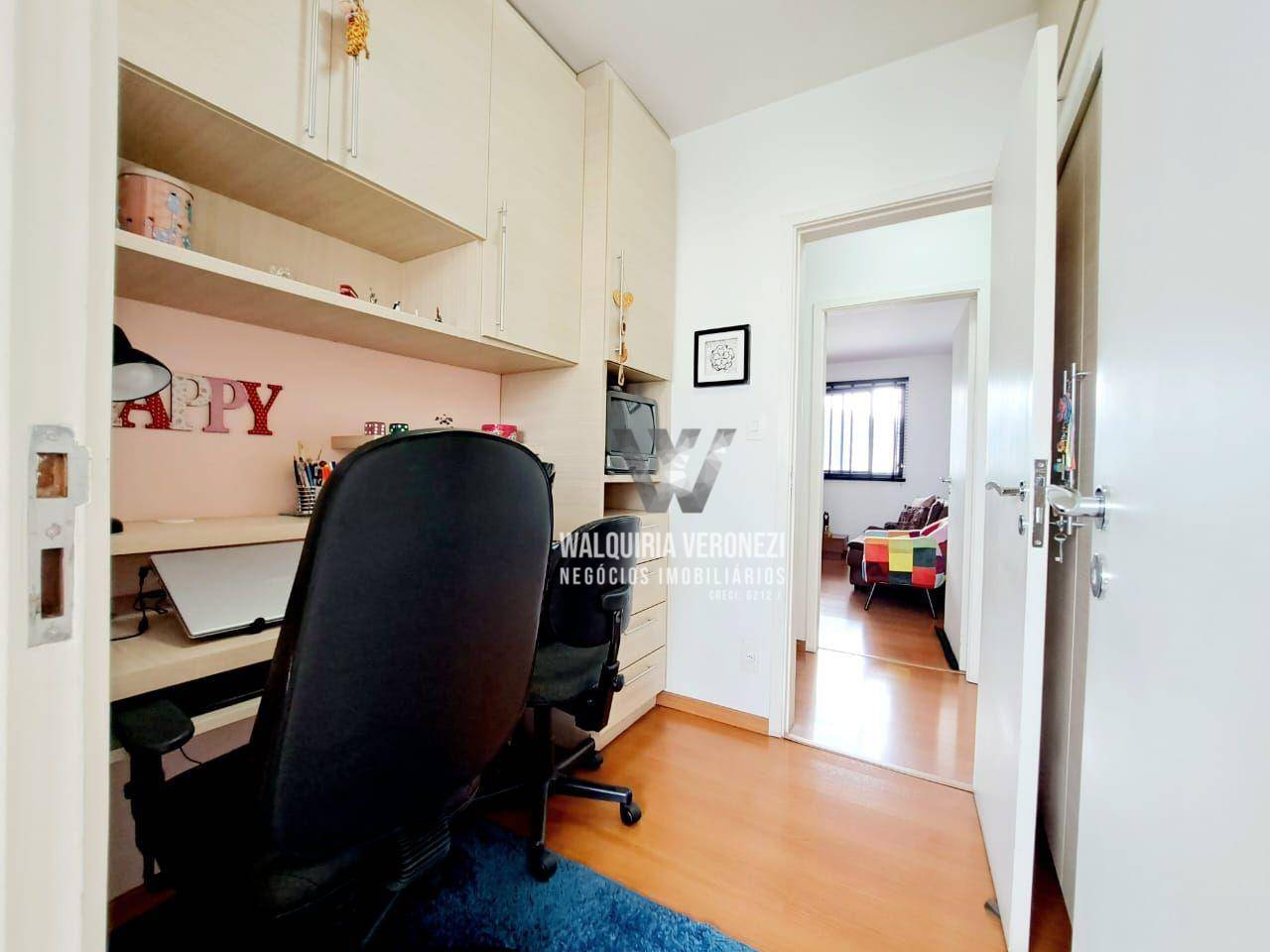 Apartamento à venda com 3 quartos, 135m² - Foto 17