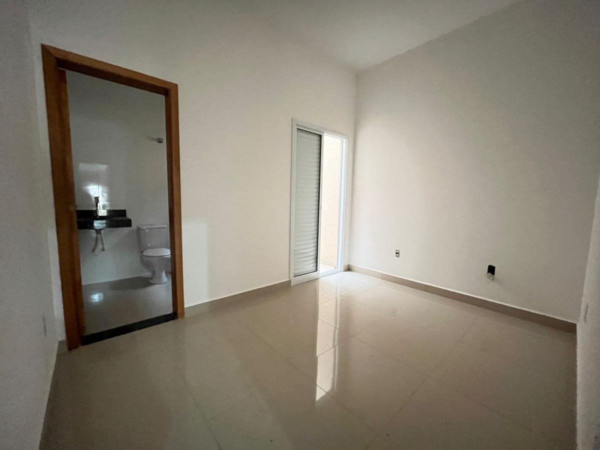 Casa à venda com 2 quartos, 75m² - Foto 13