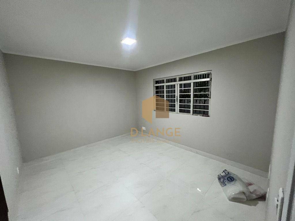 Casa à venda com 3 quartos, 250m² - Foto 14