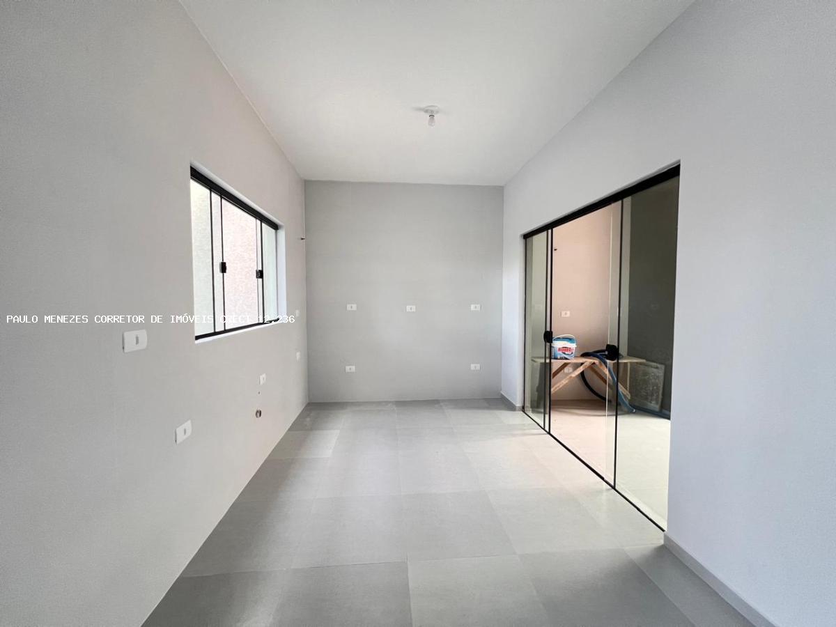 Casa à venda com 3 quartos, 180m² - Foto 6