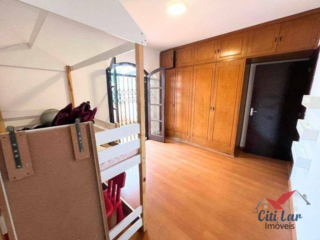 Sobrado à venda com 3 quartos, 207m² - Foto 11