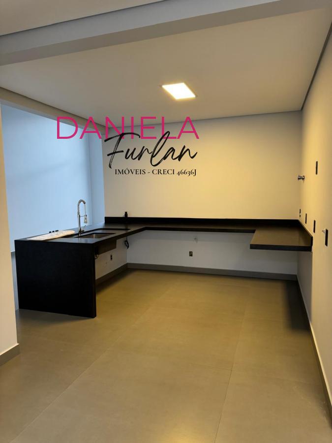 Apartamento à venda com 3 quartos, 179m² - Foto 4