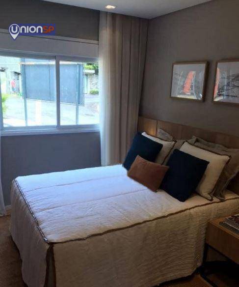 Apartamento à venda com 2 quartos, 64m² - Foto 3