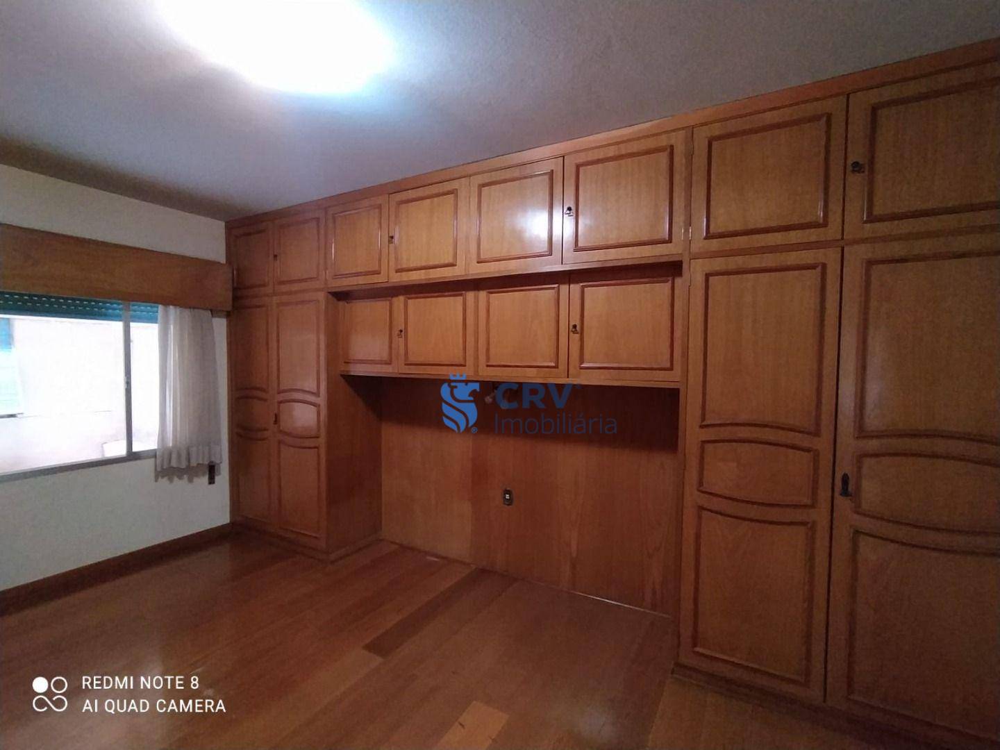 Apartamento à venda com 3 quartos, 182m² - Foto 9