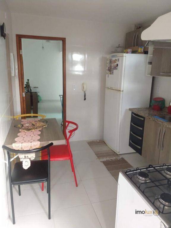 Apartamento à venda com 2 quartos, 85m² - Foto 9