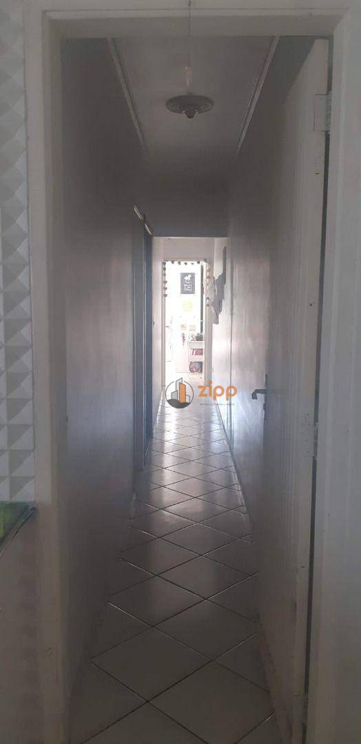 Sobrado à venda com 3 quartos, 200m² - Foto 10